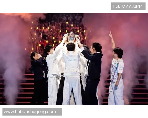 独家解析:BLG团队协作优势与其他战队的全面对比分析 独家解析:BLG团队协作优势与其他战队的全面对比分析